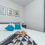 Black&beauty Апартаменты *