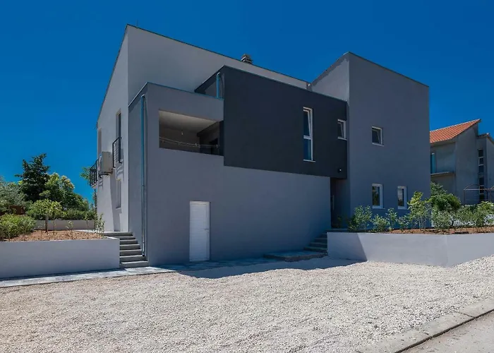 Black&beauty * Zadar