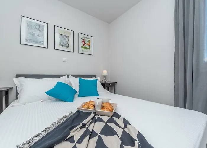 Black&beauty アパート *